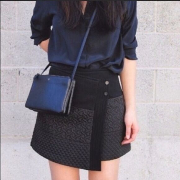 EXCELLENT CONDITION CUTE CABI #926 BLACK WRAPAROUND TEXTURED SWATHE SKIRT SMALL - Picture 12 of 12